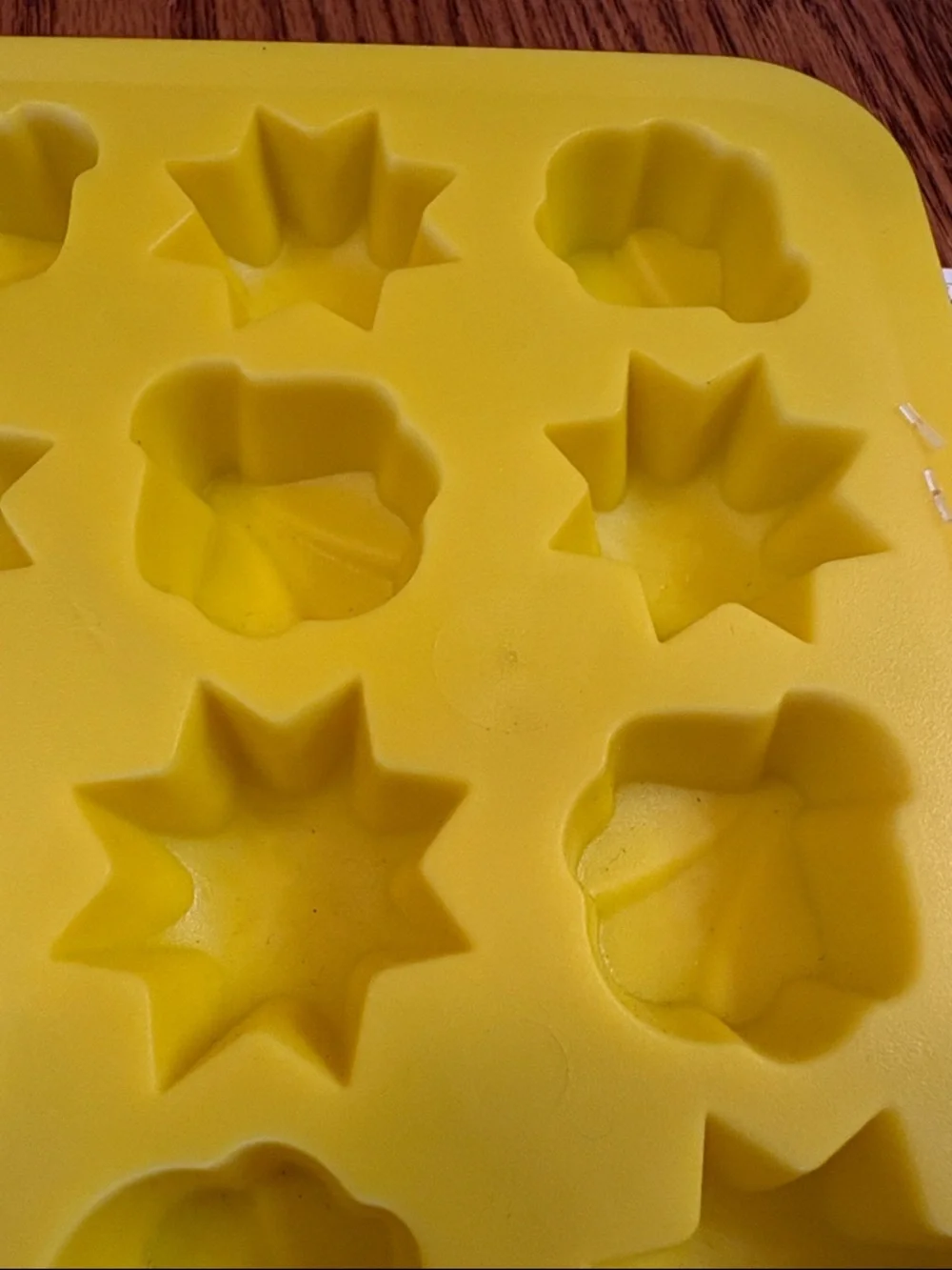 NWT IKEA SURSOT Ice Cube Tray for Star and shell shaped ice cubes for beverages